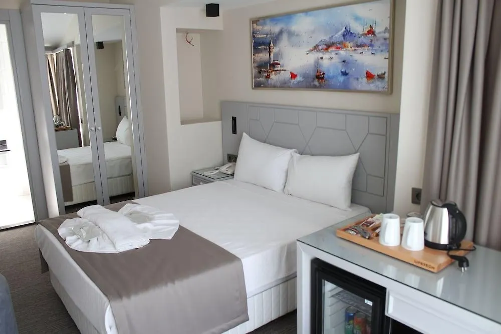 **** Hotel Triada Otel Istanbul Turkey