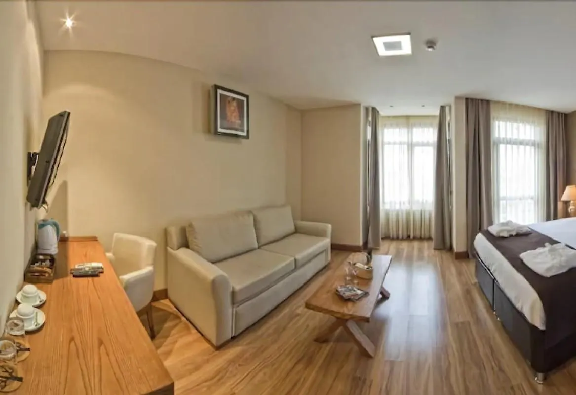 Triada Otel Istanbul