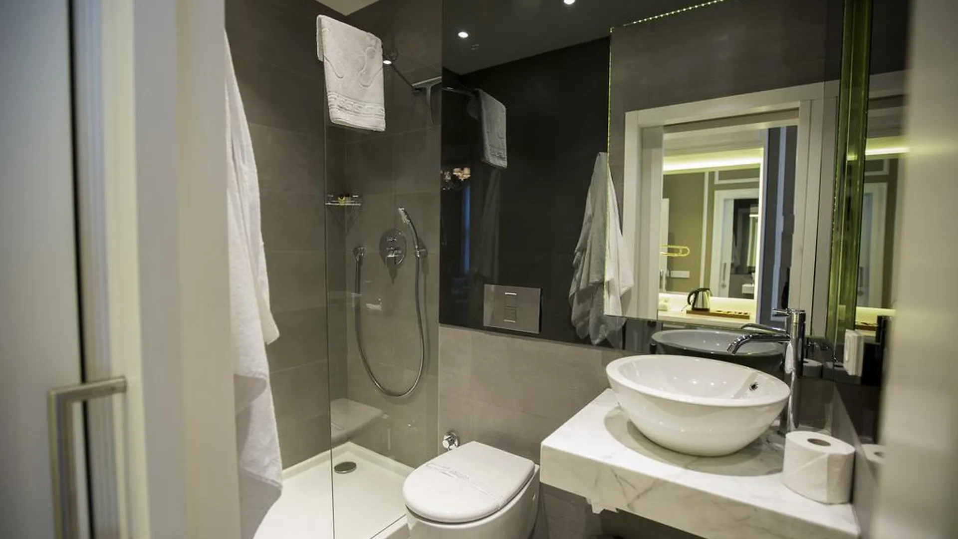 Triada Otel Istanbul Hotel