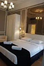 Triada Otel Istanbul 4*,